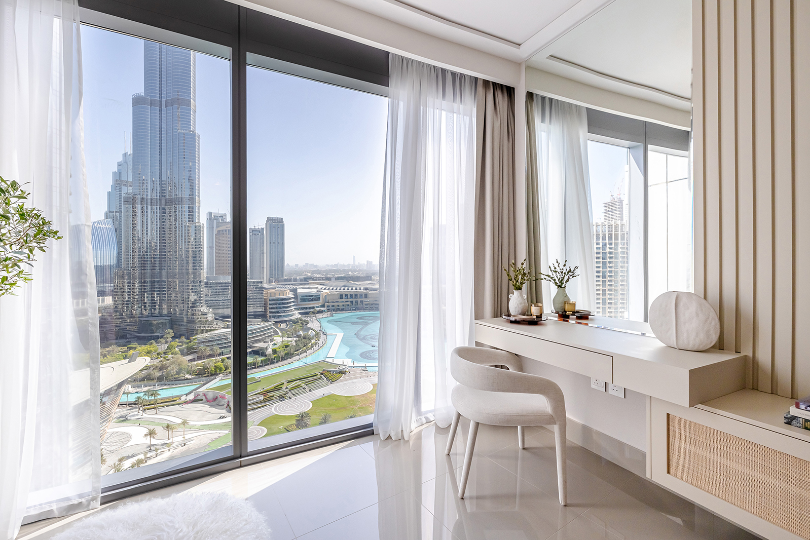 Opera Grand: modern apartment overlooking the Dubai Fountain in Opera Grand, Downtown Dubai (photo 18 of 26)